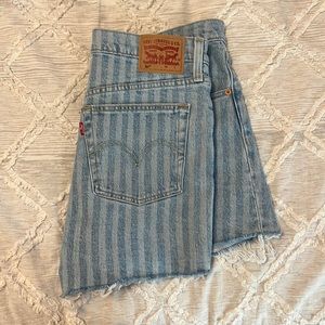 Levi’s Shorts